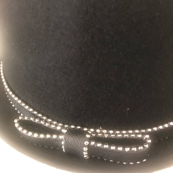 NWOT - JUICY COUTURE - Unisex Black, 100% wool Hat - Picture 2 of 2